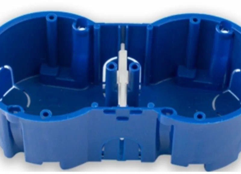 К-501 Коробка установ. 2СУ в бетон евростандарт 136*66*47 мм