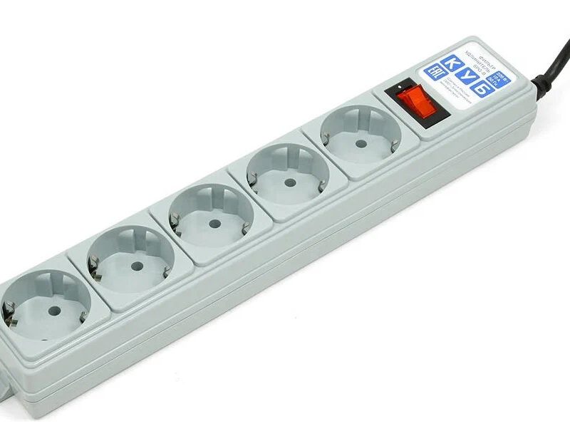 Удлинитель на рамке PowerCube 5 розеток 3х1 мм