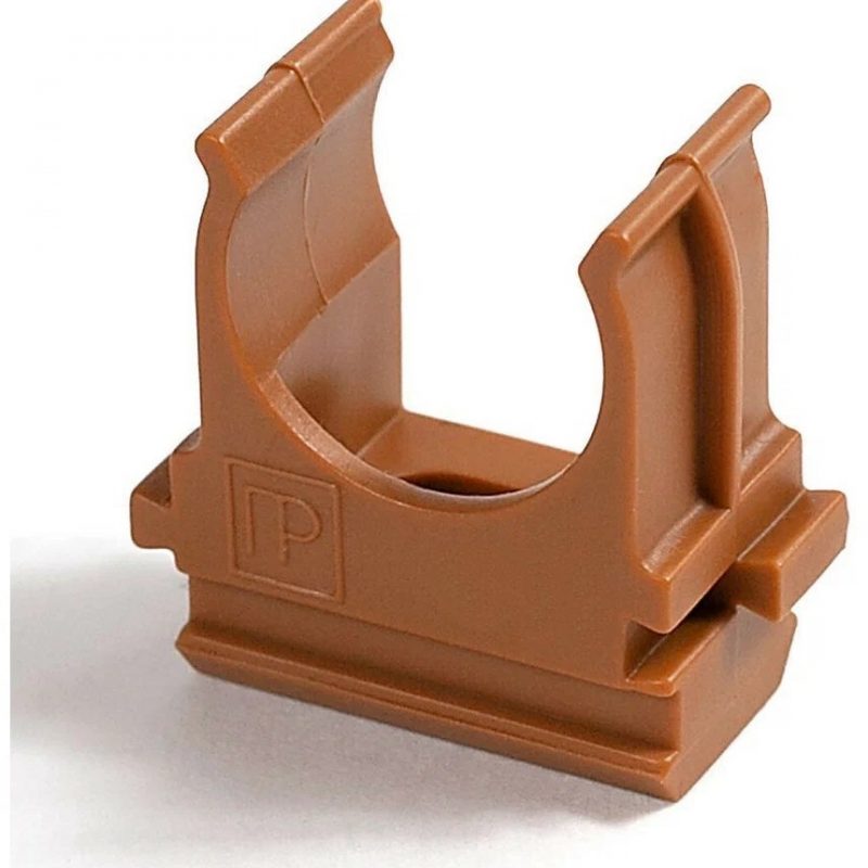 Клипса для крепежа трубы Д20 бук