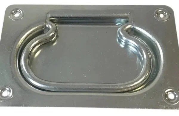 Ручка на люк