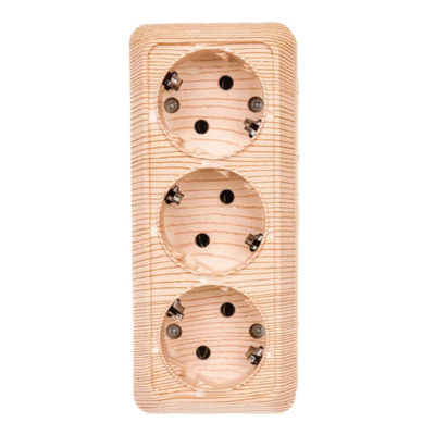 Розетка 3ОП б/з сосна ОЛИМП UNIVersal (5/100)