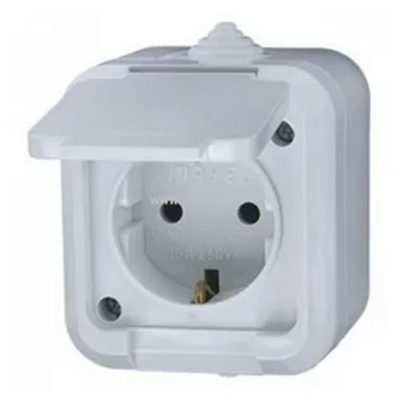 Розетка белая с/з 1ОП с крышкой Makel