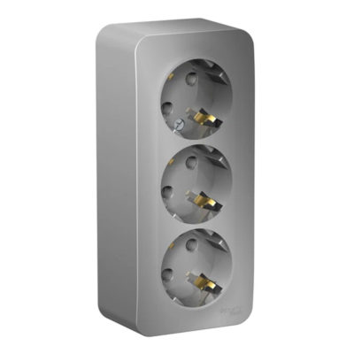 Розетка 3ОП с/з алюминий Blanca SE