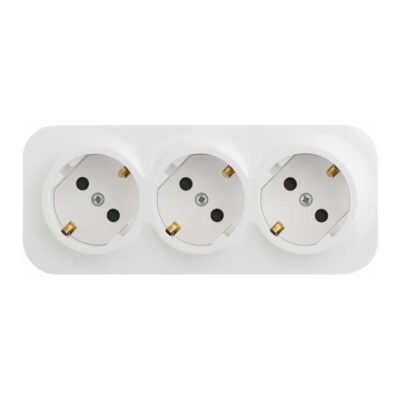 Розетка 3ОП с/з защ.шторки белая 3*2Р+Е Quteo