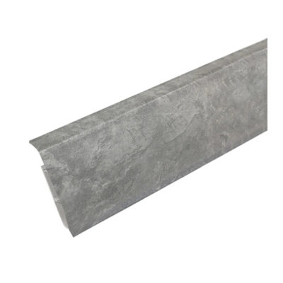 Плинтус напольный 70 мм 2