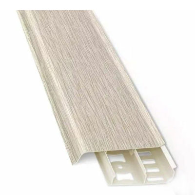 Плинтус напольный 70 мм 2